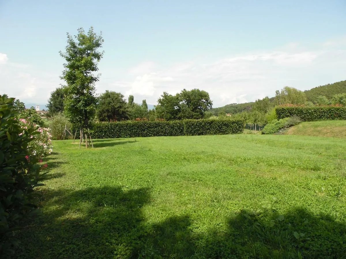 Bed & Breakfast Bed and Breakfast Al Borgo Lucca